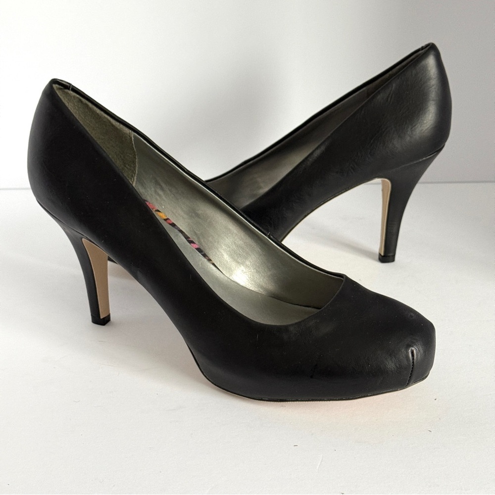 Madden Girl Getta Round Toe Classic Platform Heels Size 10